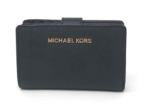 michael kors jet set travel bifold z|Jet Set Travel Medium Printed Signature Logo Bi.